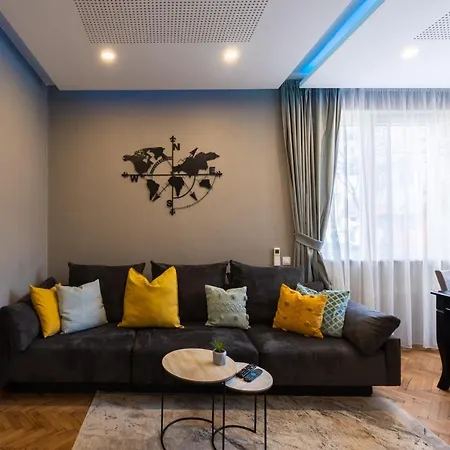 Fancy Downtown Flat Apartment