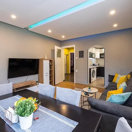 Apartment Fancy Downtown Flat Varna